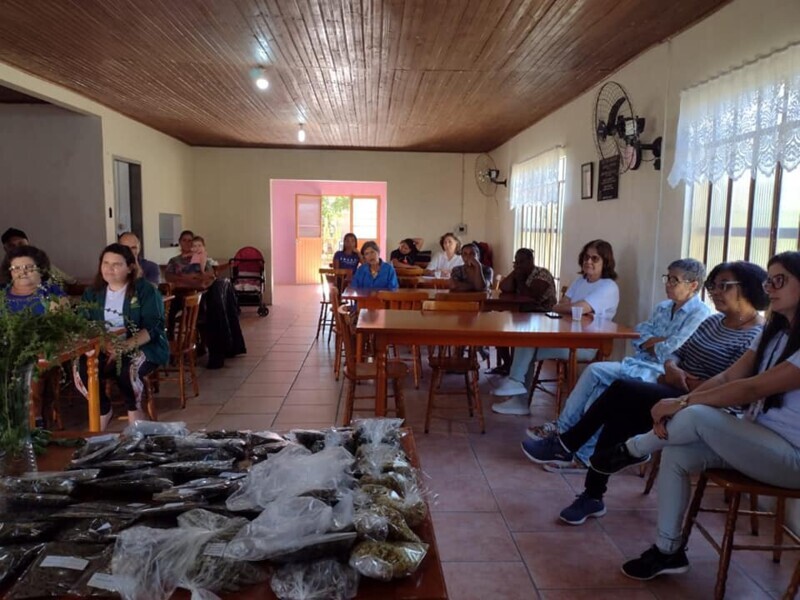 projeto-plante-saude-e-implantado-no-distrito-de-santa-rita-do-sul