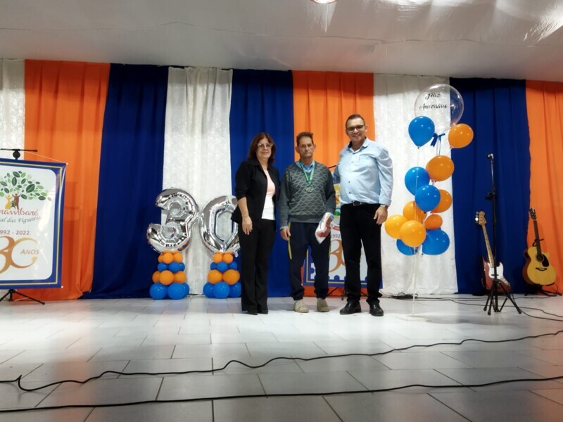 condecoracao-aos-servidores-que-completaram-30-20-e-10-anos-de-servicos-prestados-ao-municipio-parte-1