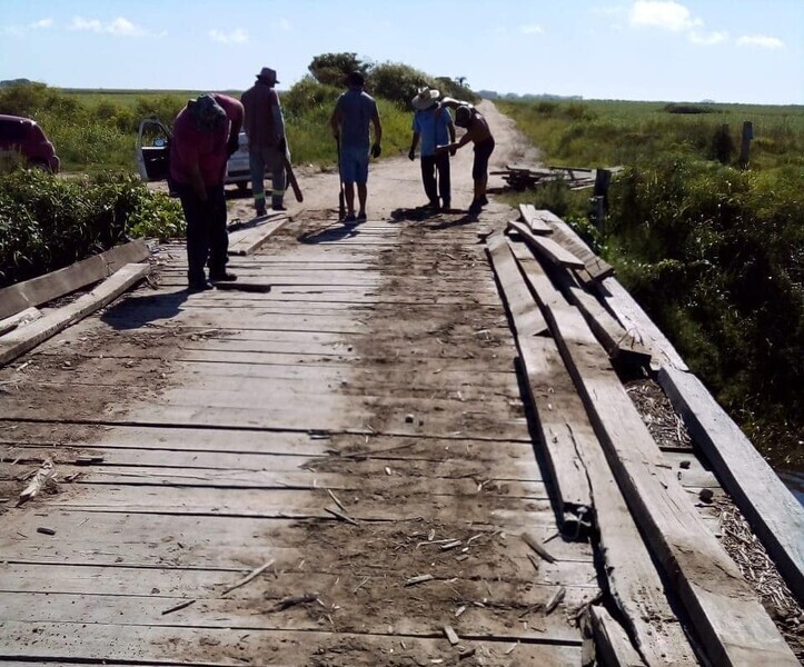 recuperacao-da-ponte-na-estrada-flor-da-praia-divisa-dos-municipios-de-arambare-e-camaqua