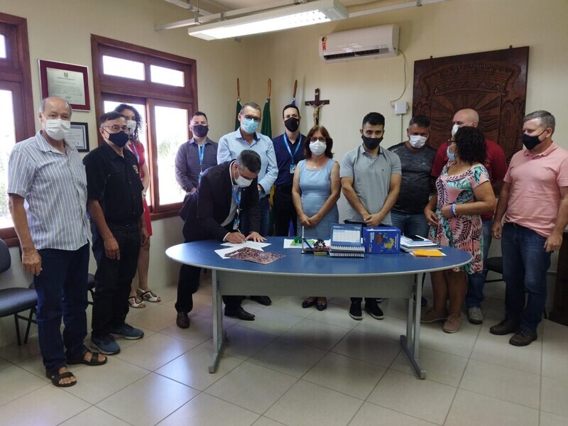 assinatura-de-contrato-entre-a-prefeitura-municipal-e-a-caixa-economica-federal