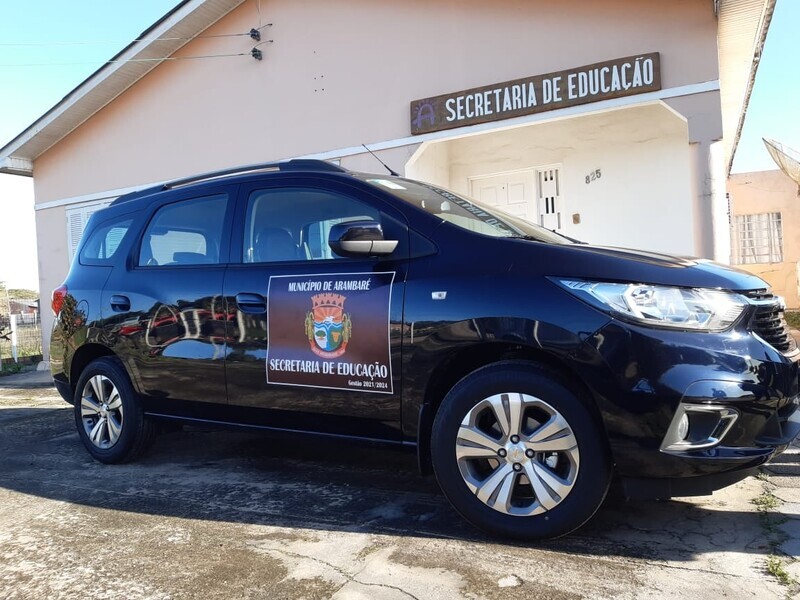 a-secretaria-municipal-de-educacao-de-arambare-adquiriu-um-veiculo