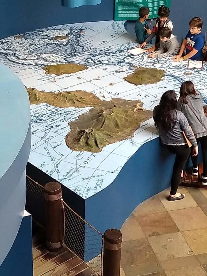 prefeitura-premia-alunos-vencedores-da-feira-de-ciencias