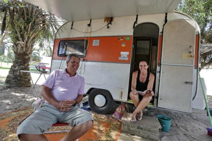 em-arambare-a-ordem-e-acampar-e-passar-o-verao-debaixo-das-figueiras