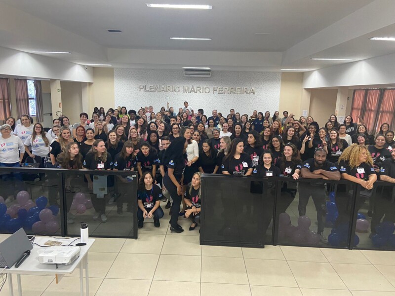 pim-de-arambare-marca-presenca-em-encontro-regional